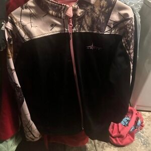 Multi colored pink camo mossy oaks jacket